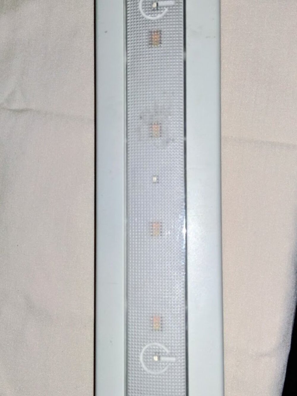 Battery Operated LED Light Bar – Timer Settings, Dual Switch, 6 AA | Cabinet Clo